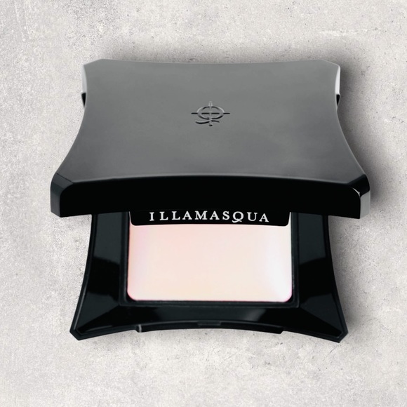 NEW Illamasqua Beyond Powder Highlighter with Flattering Frosted Shimmer - Picture 6 of 6